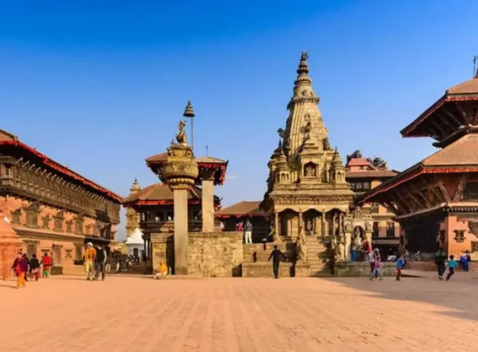 Golden Triangle Tour (Kathmandu Chitwan  Pokhara) – 7 Days